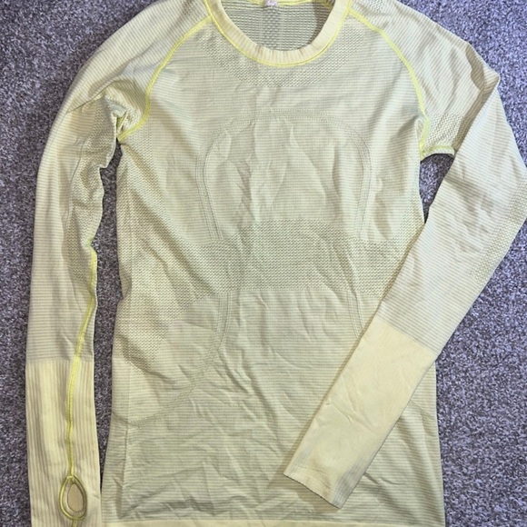 Lululemon Run: Swiftly Tech Long Sleeve
Clarity Yellow - Picture 1 of 3